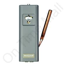 Honeywell L4006A1678 - Aquastat Controller, (100-240F 5-30F Adj. Diff.)