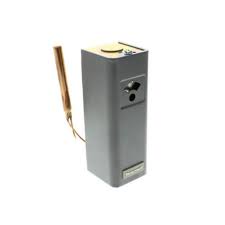 Honeywell L6006A1145 - Aquastat Controller, Circulator and High or Low Limit, 100-240 Degree Operating Range, 5-30F Fixed Differential