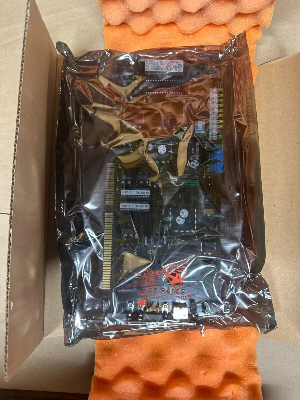Honeywell XPC 500 - Interface board for Building Supervisors